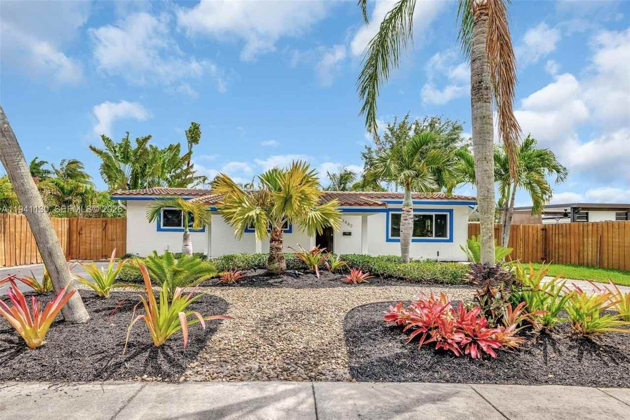 3480 Sw 20th St - Photo 2 of 42