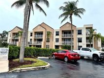 2711 S Ocean Dr - Photo 1 of 1