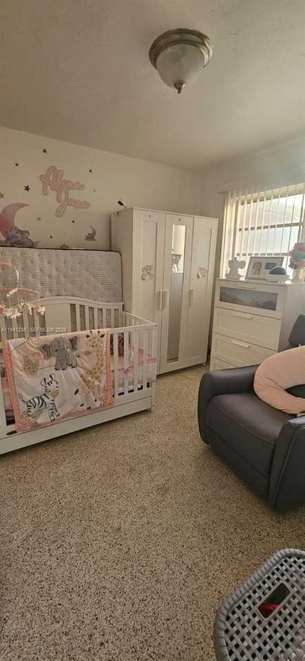 3423 Nw Flagler Ter #3423 - Photo 5 of 14