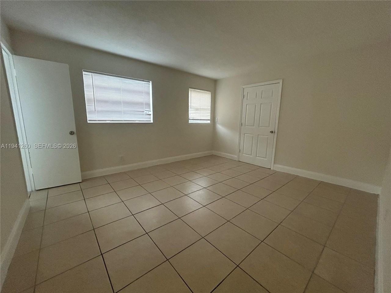 5225 Mayo St - Photo 6 of 17