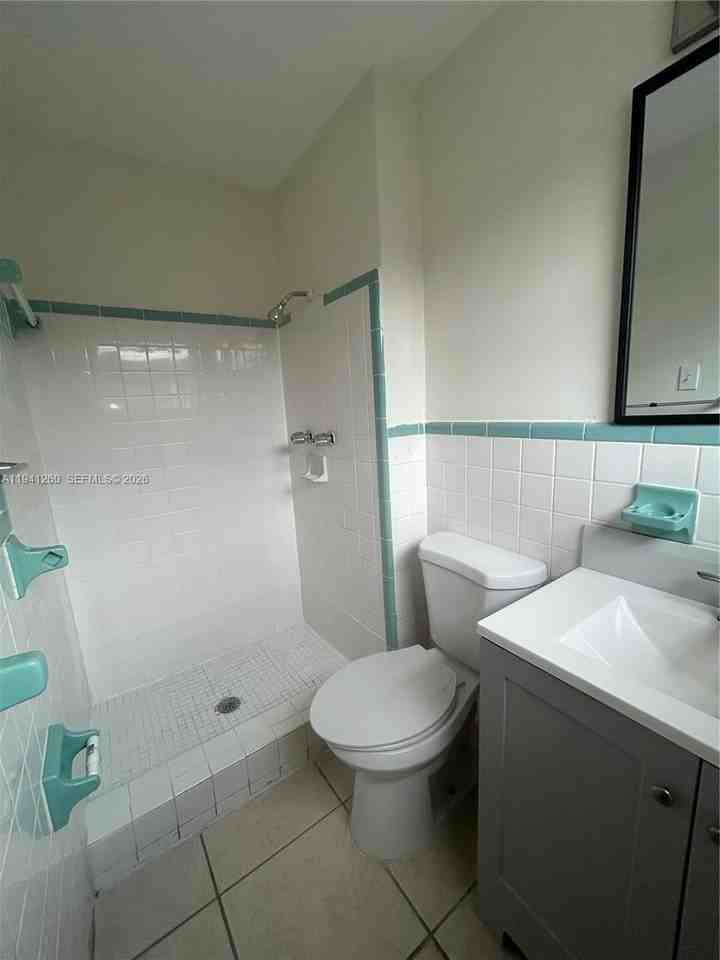 5225 Mayo St - Photo 7 of 17