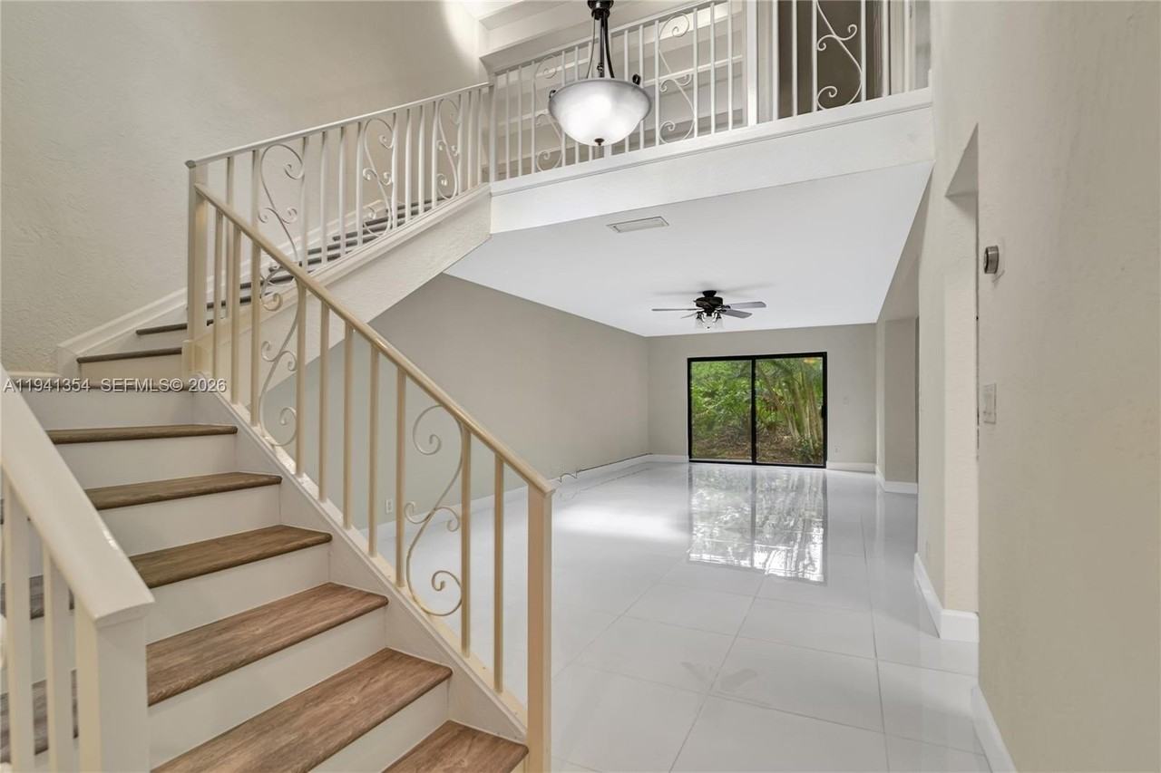 3114 Kingswood Ter - Photo 7 of 25