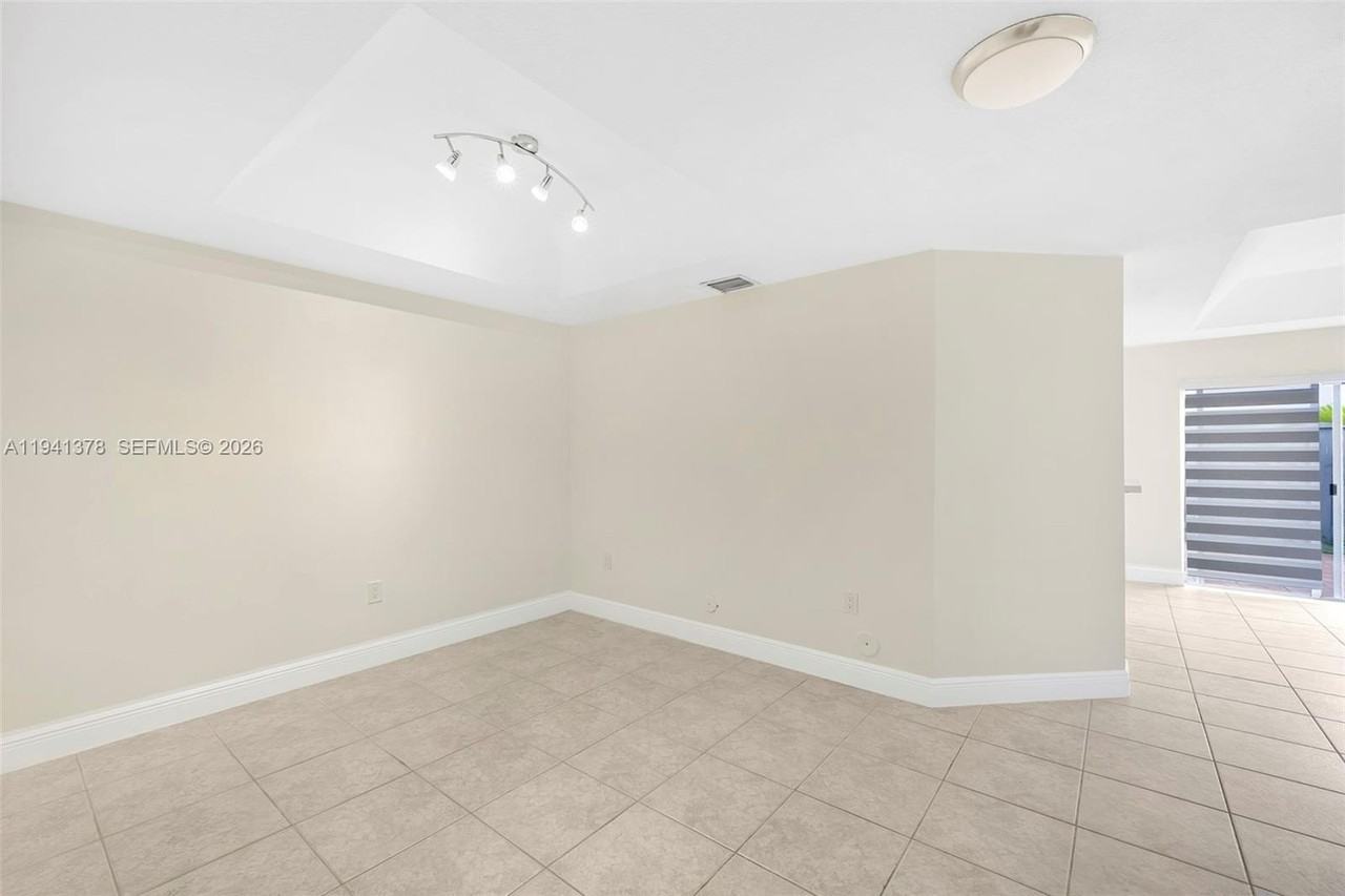 8331 Sw 124th Ave #104-14 - Photo 3 of 24