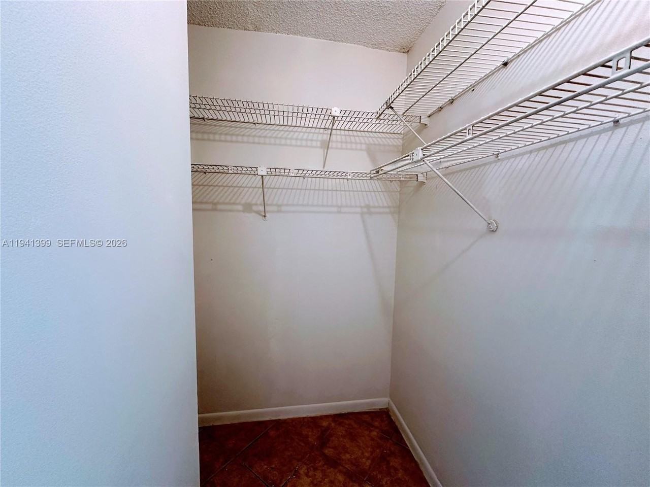 4364 Nw 9th Ave #16-3F - Photo 7 of 9