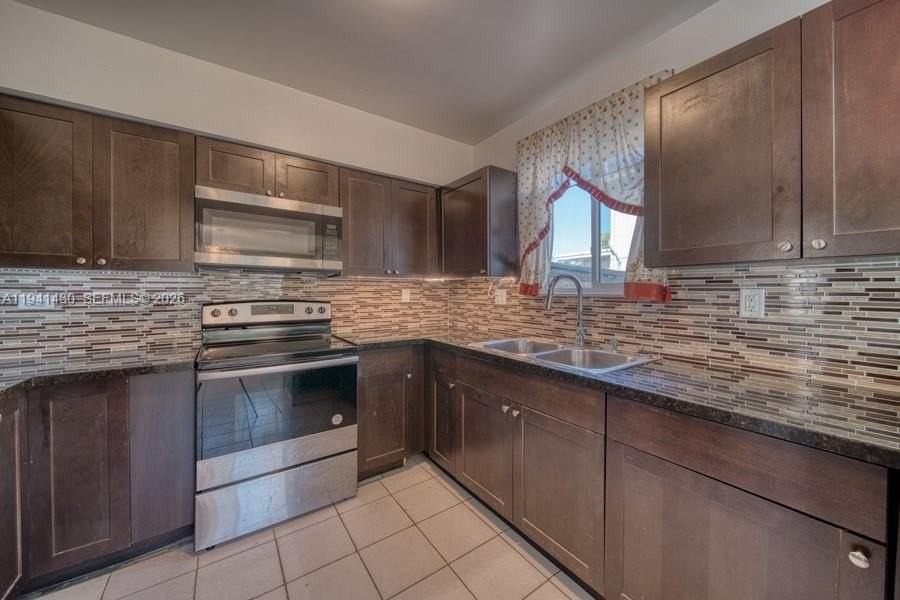 12220 Ne Miami Pl - Photo 6 of 33