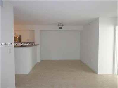 520 Sw 111th Ave #102 - Photo 4 of 17