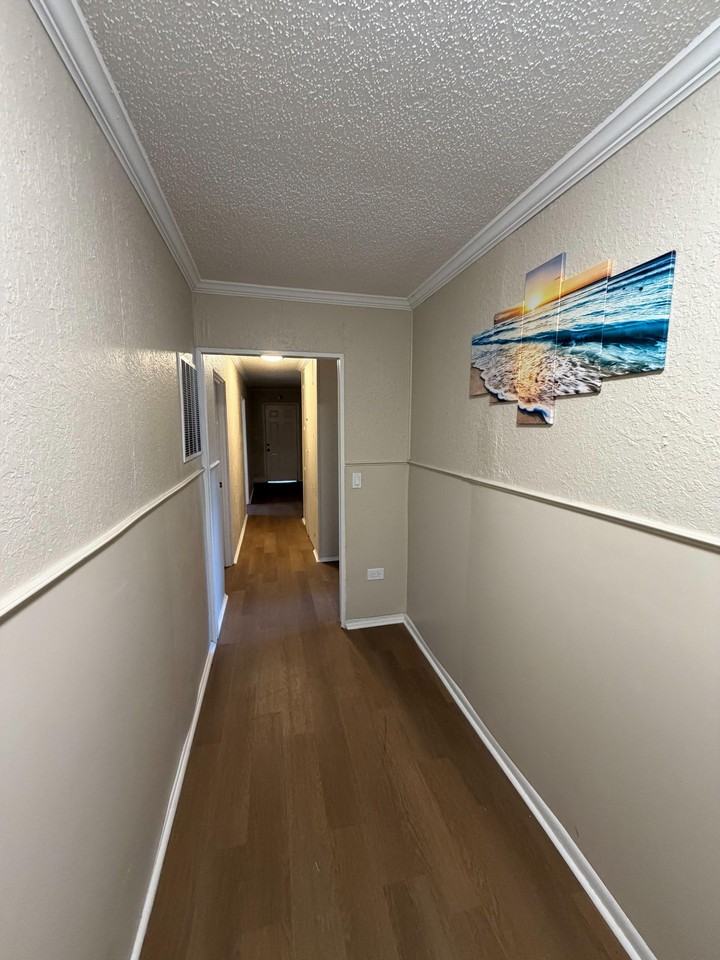 Gilmore St - Photo 4 of 21