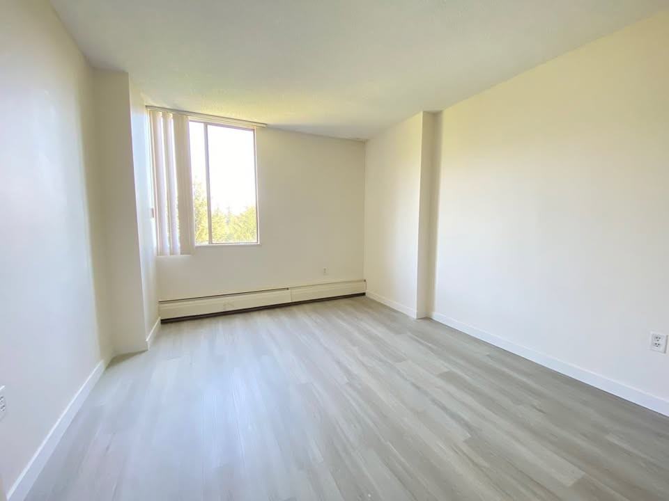 2008 Fullerton Avenue #1207 - Photo 4 of 21