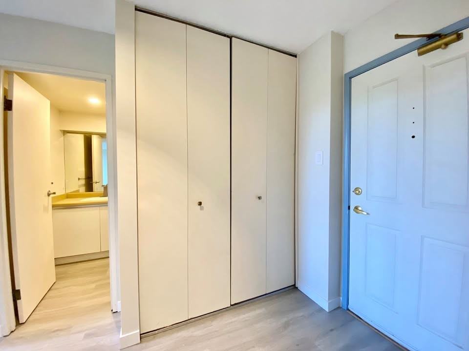 2008 Fullerton Avenue #1207 - Photo 5 of 21