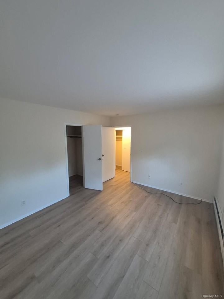 58 S Clinton Ave - Photo 2 of 9