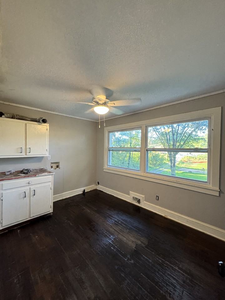 3507 W Us Highway 421 #1 - Photo 6 of 13