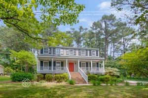 featured image of 5808 Heatherbrook Cir