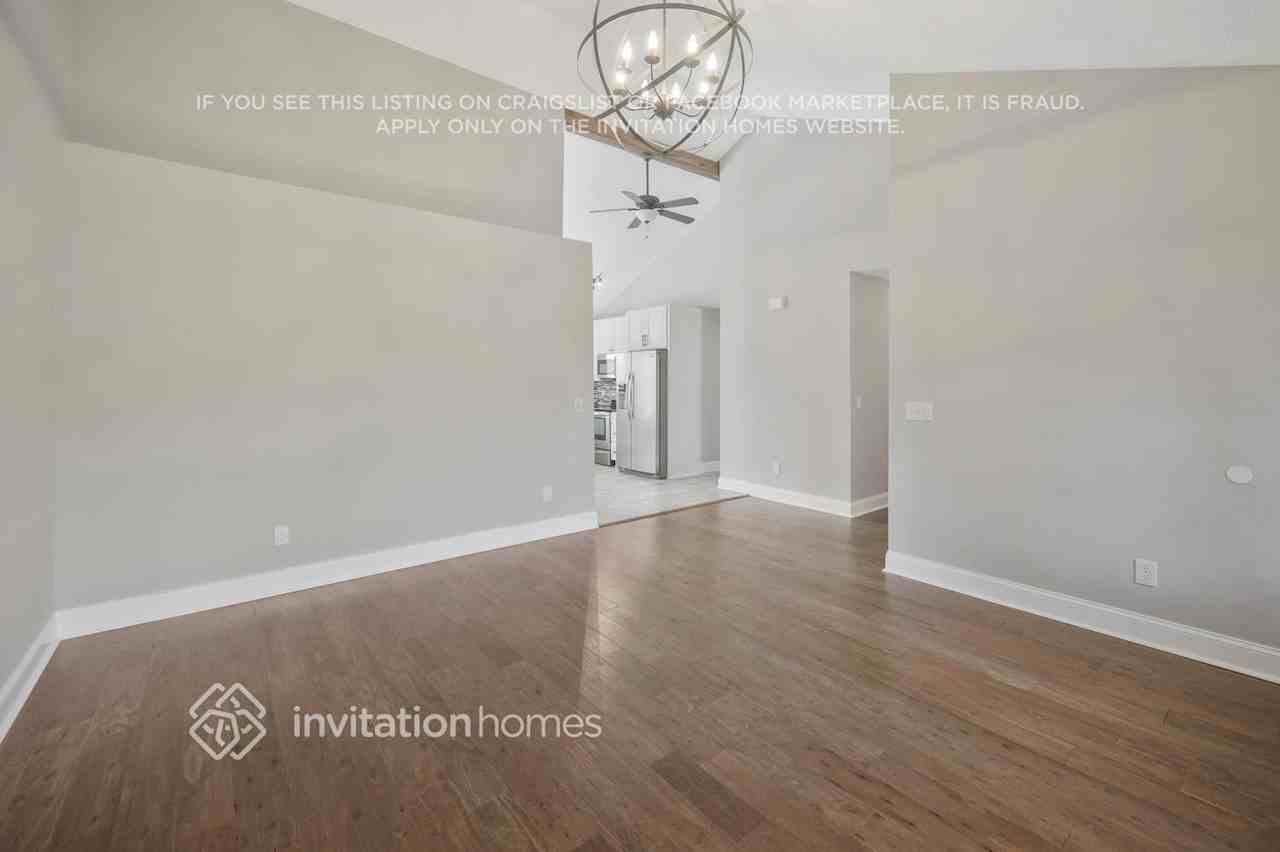 1781 Merritt St - Photo 6 of 28