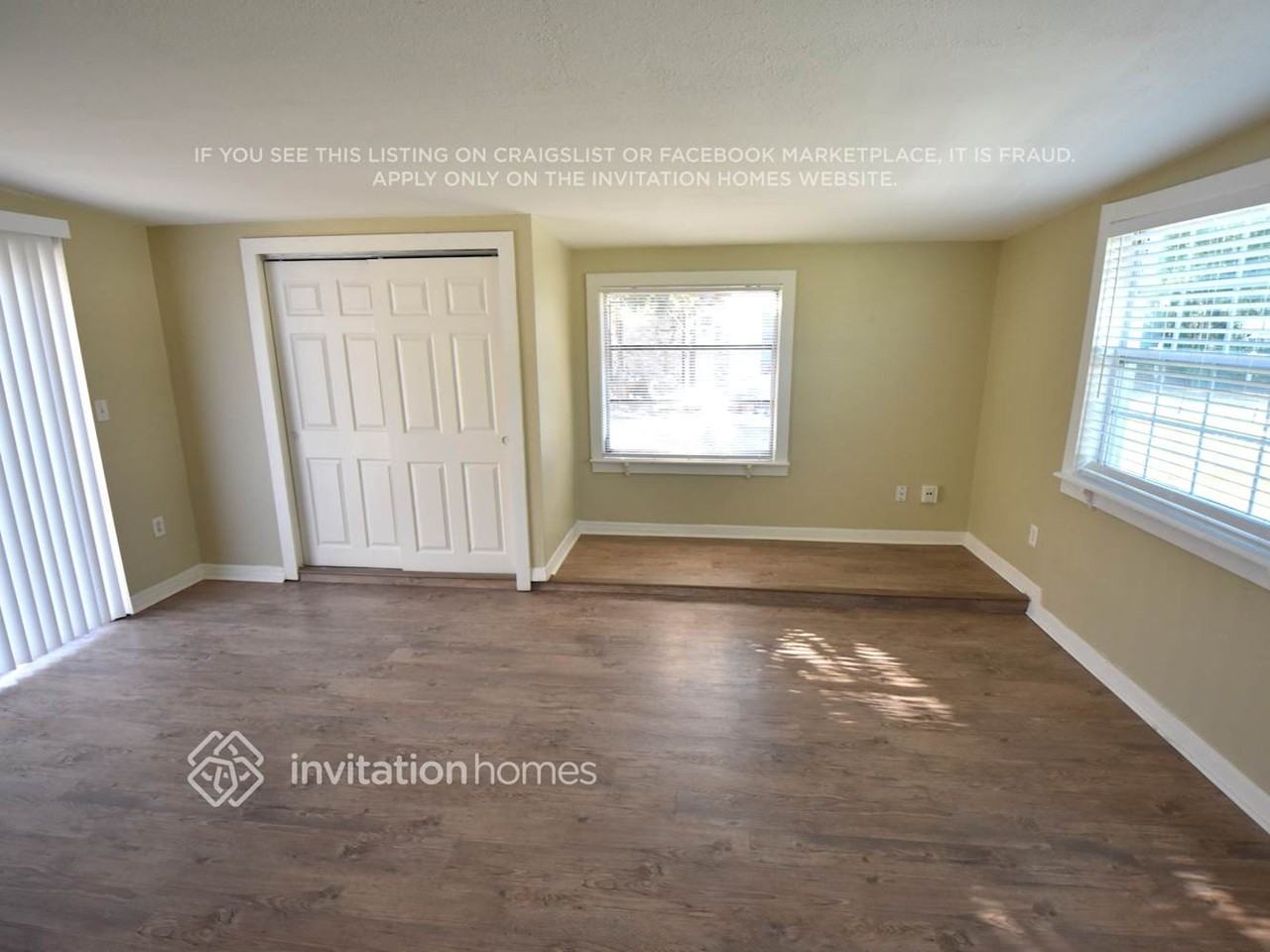 404 Edwin St - Photo 5 of 12