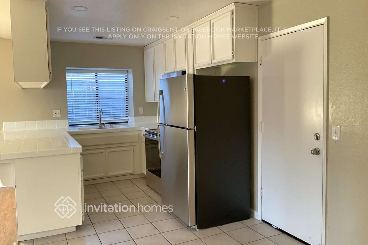 9104 Dove Meadow Ct - Photo 5 of 15