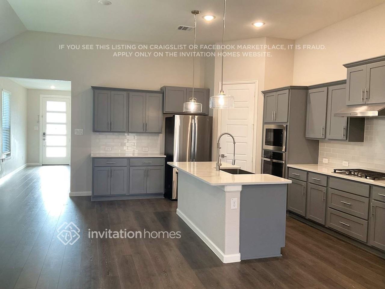 3913 Starlight Creek Dr - Photo 4 of 13