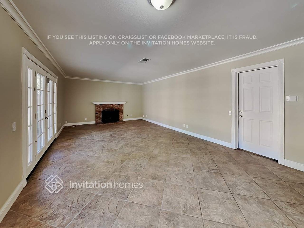 3898 Middleton Pl - Photo 5 of 14