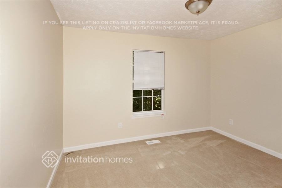 15 Tracey Ln - Photo 7 of 11