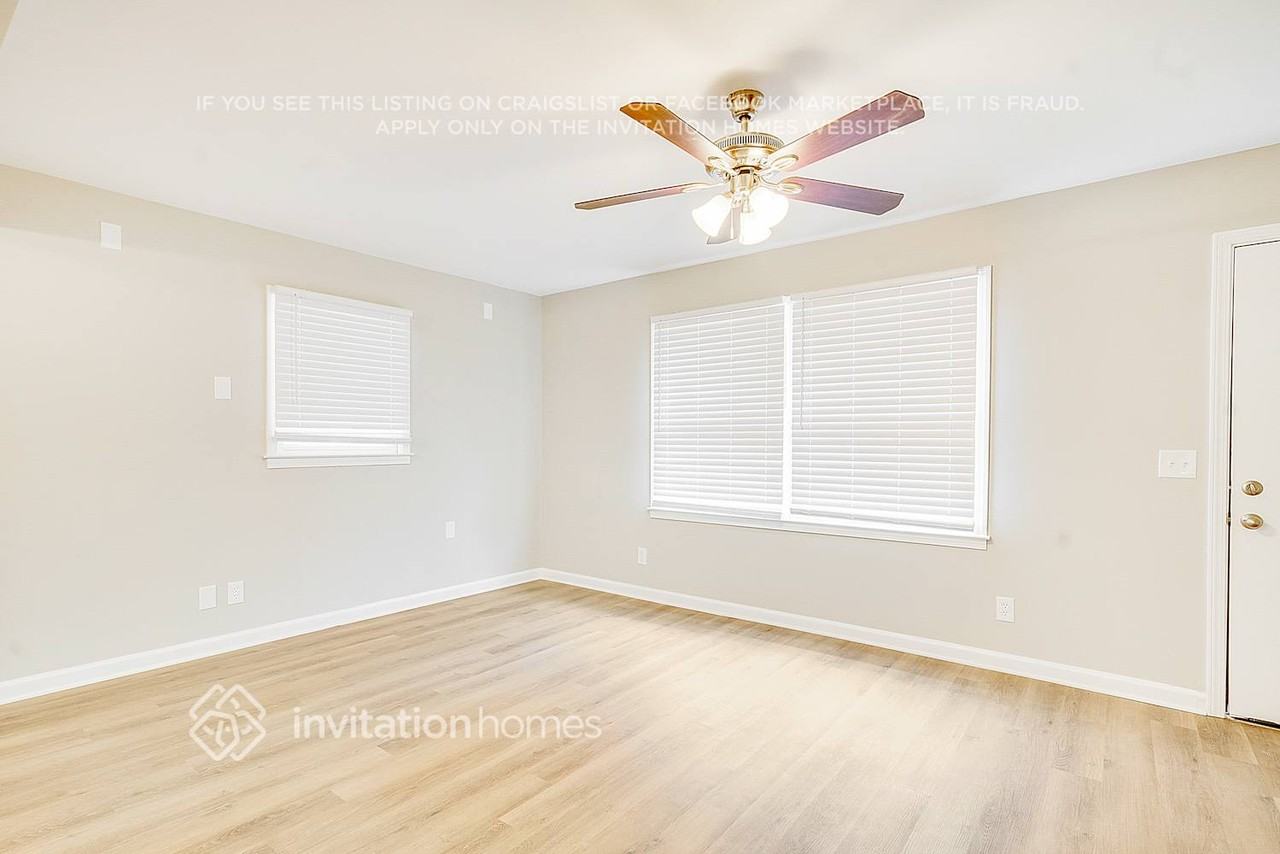 4120 Rocky Face Dr - Photo 3 of 19