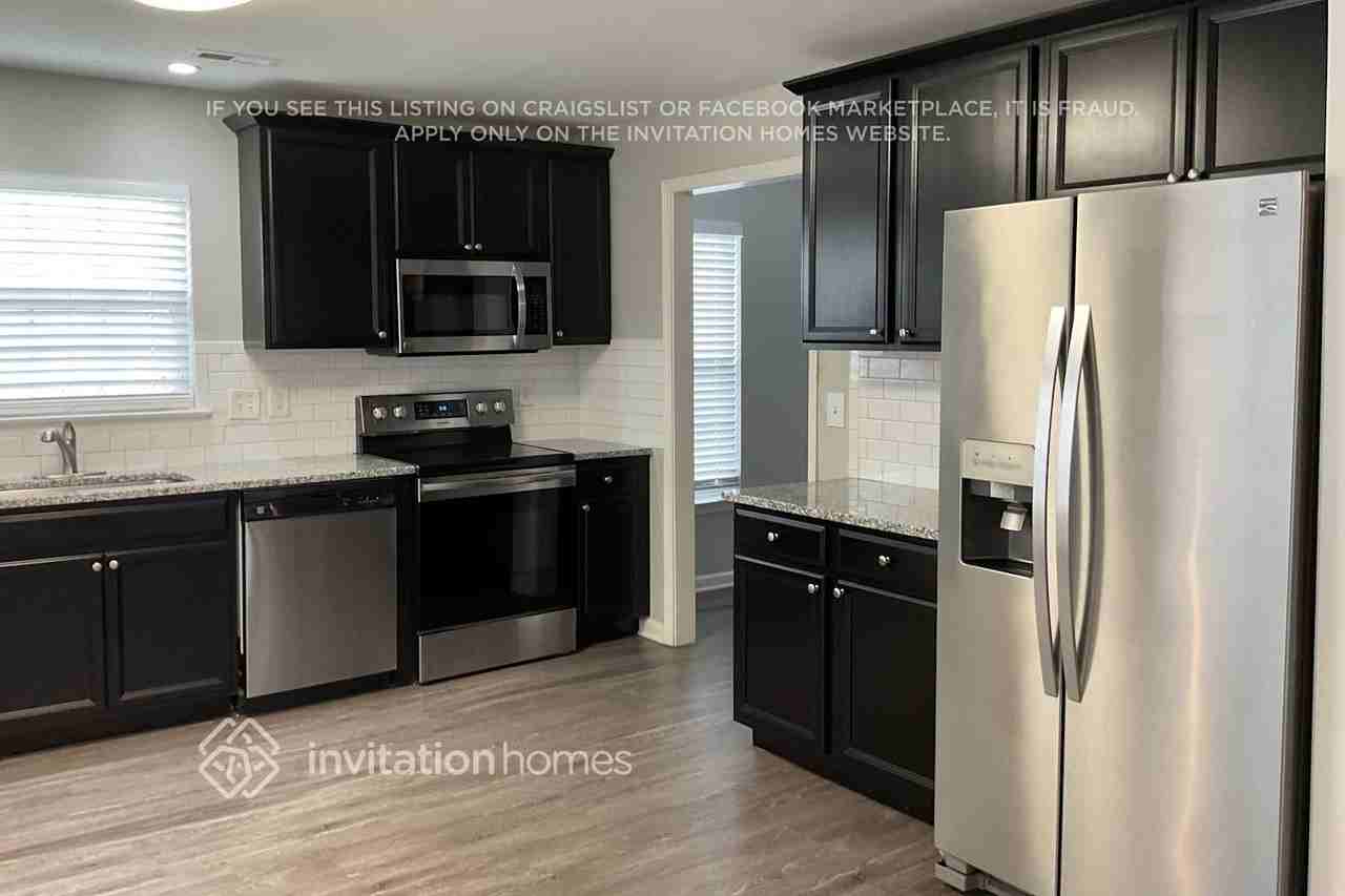 737 Willow Bay Dr - Photo 7 of 15