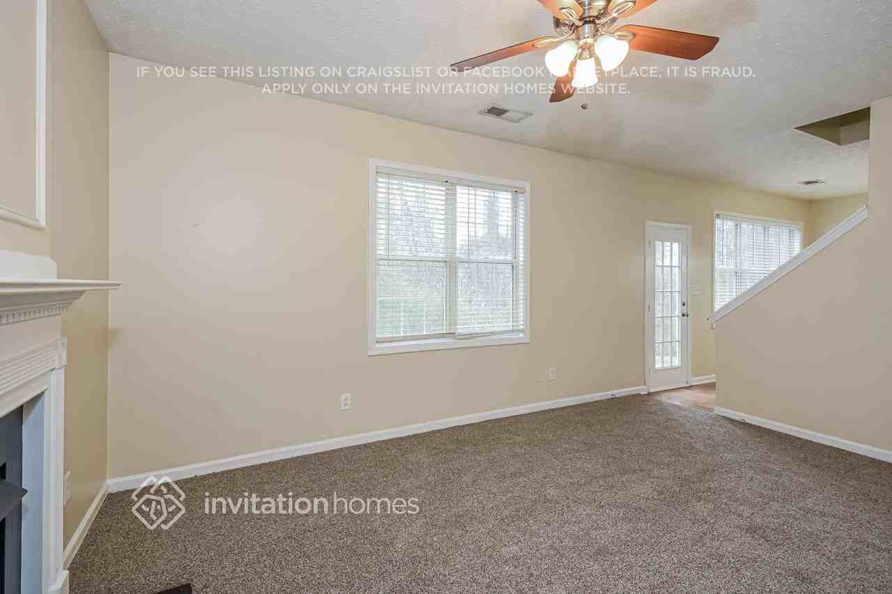 7331 Copperbend Ct - Photo 6 of 18