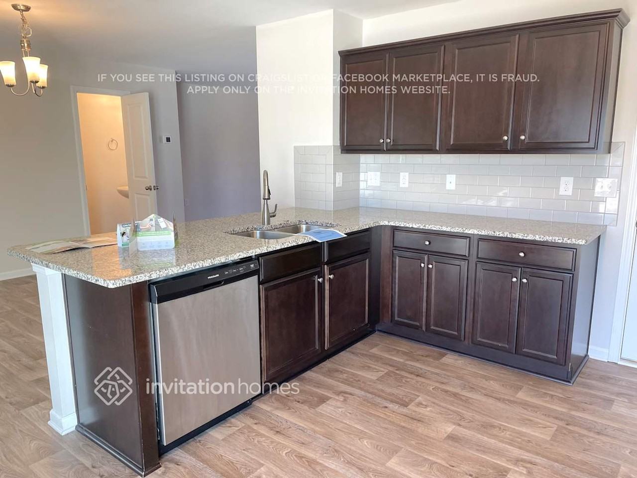 3982 Bethesda Pl - Photo 5 of 13