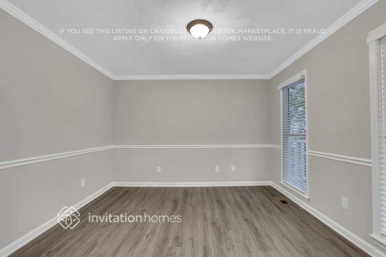 1405 Silver Fox Run - Photo 4 of 24