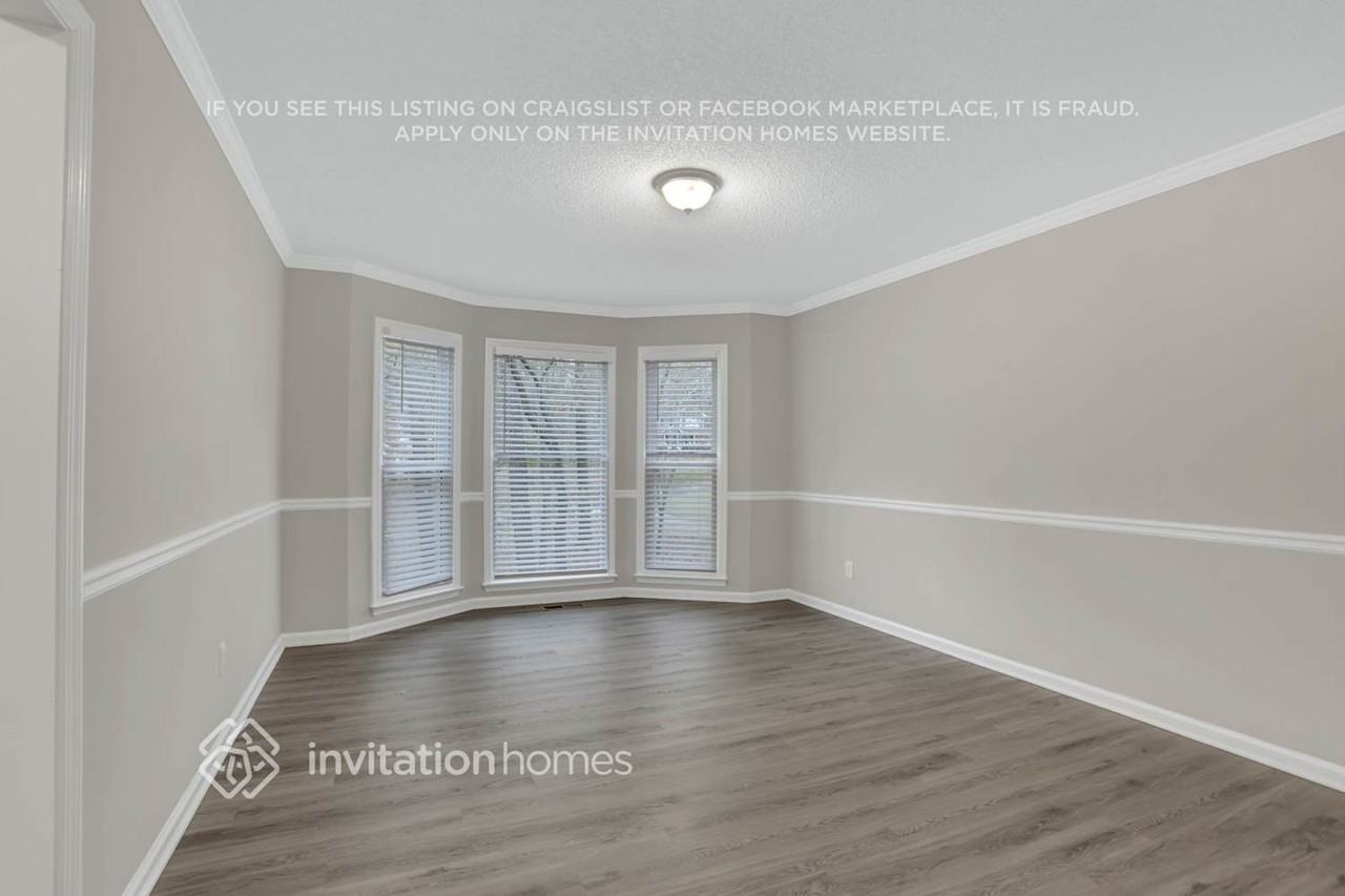 1405 Silver Fox Run - Photo 5 of 24