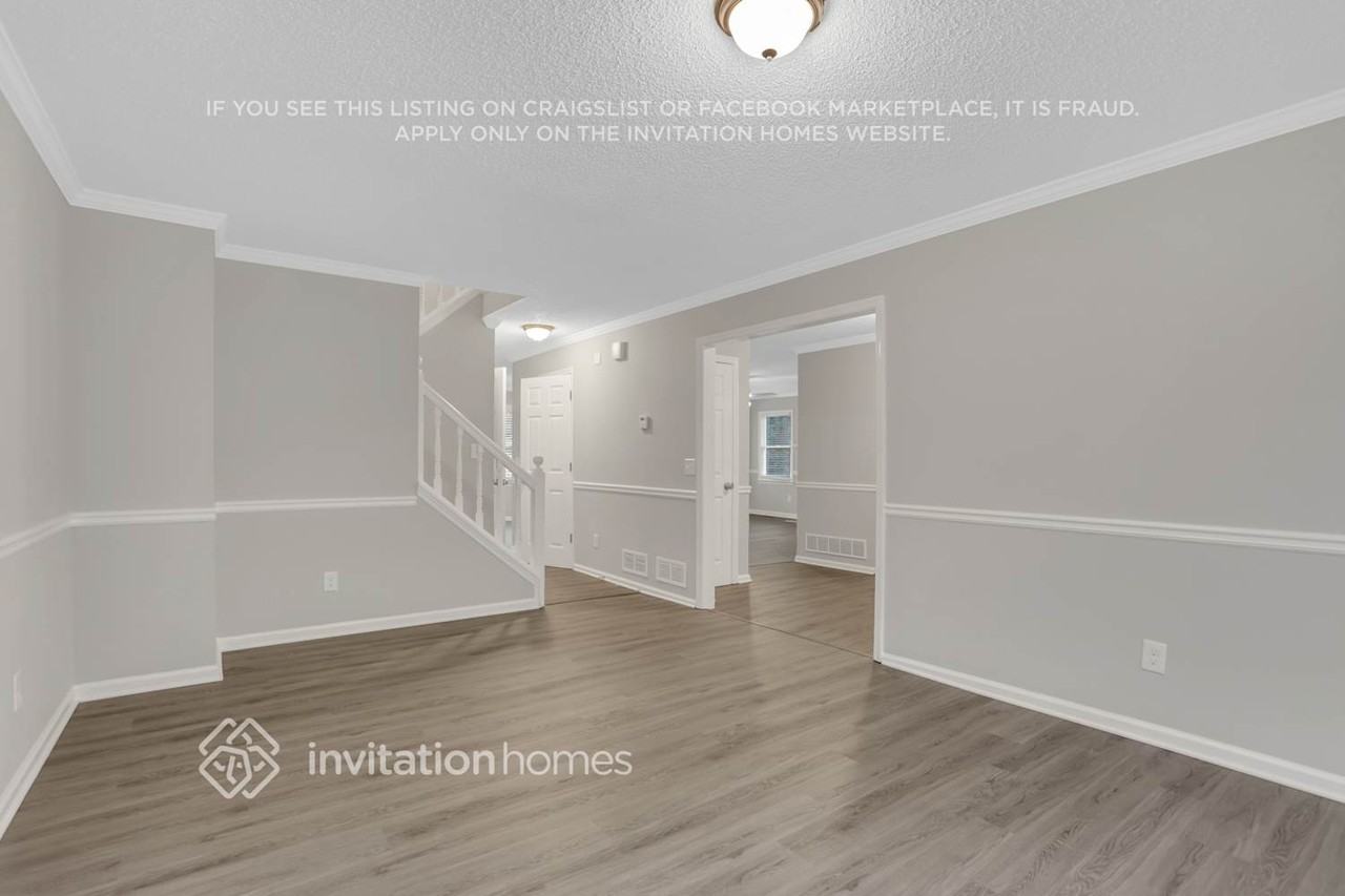 1405 Silver Fox Run - Photo 7 of 24