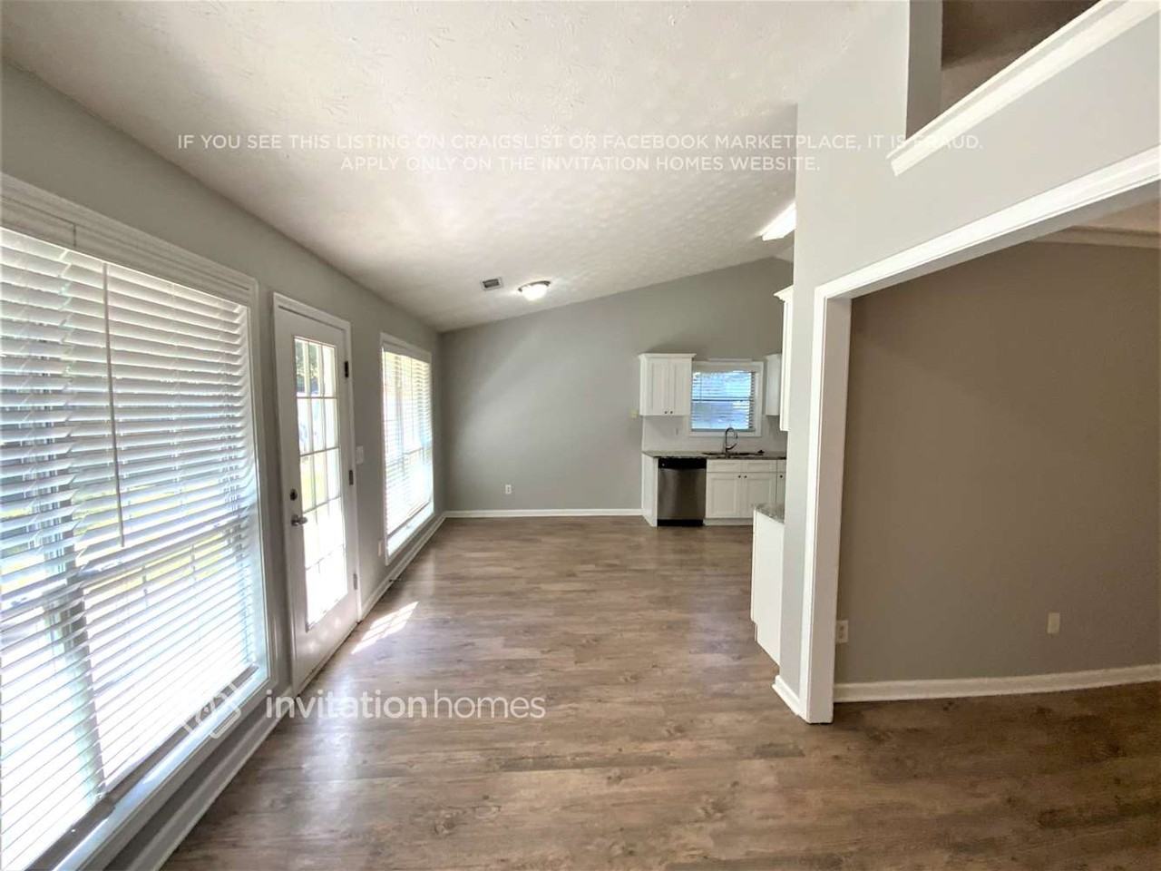 5842 Sycamore Ridge Dr - Photo 3 of 11