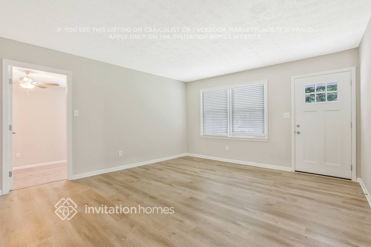 415 Plainville Dr Sw - Photo 4 of 29