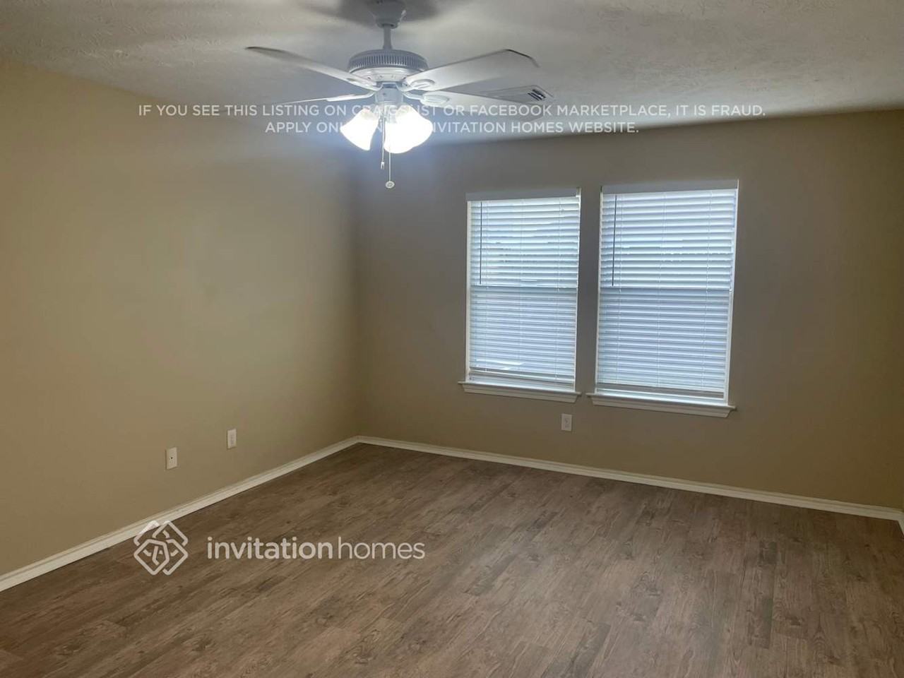 15011 Roche Rock Dr - Photo 4 of 18