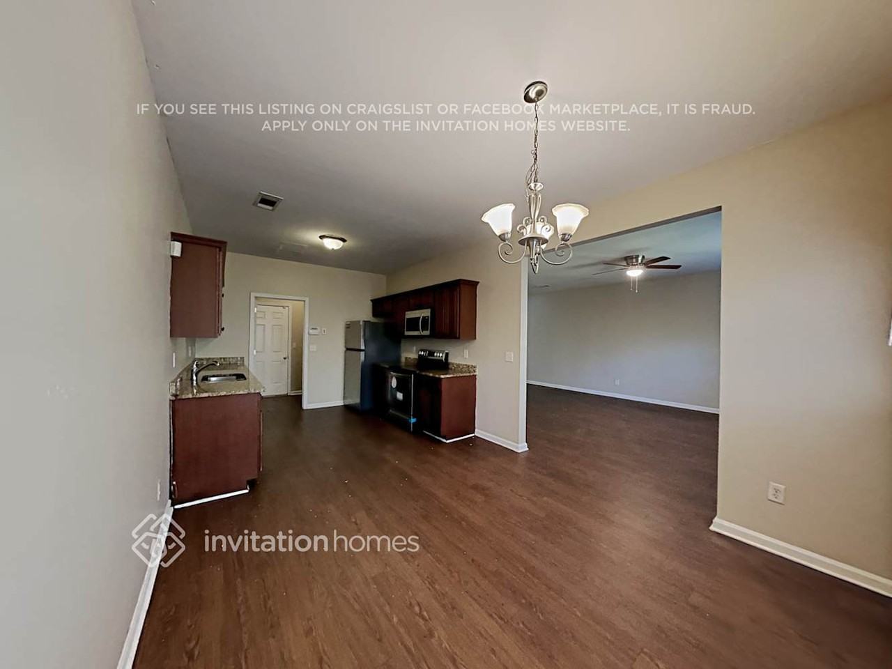 4040 Traipse Ct - Photo 6 of 20