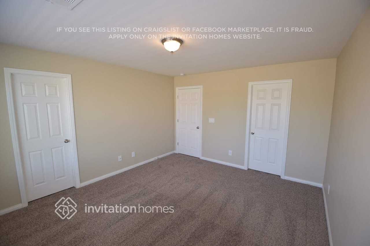 7962 Valladolid Ave - Photo 6 of 15