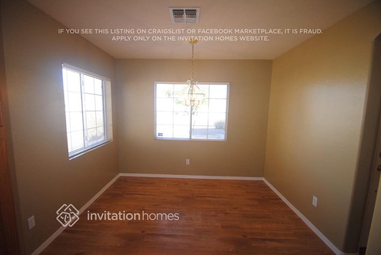 12437 W Willow Ave - Photo 5 of 10