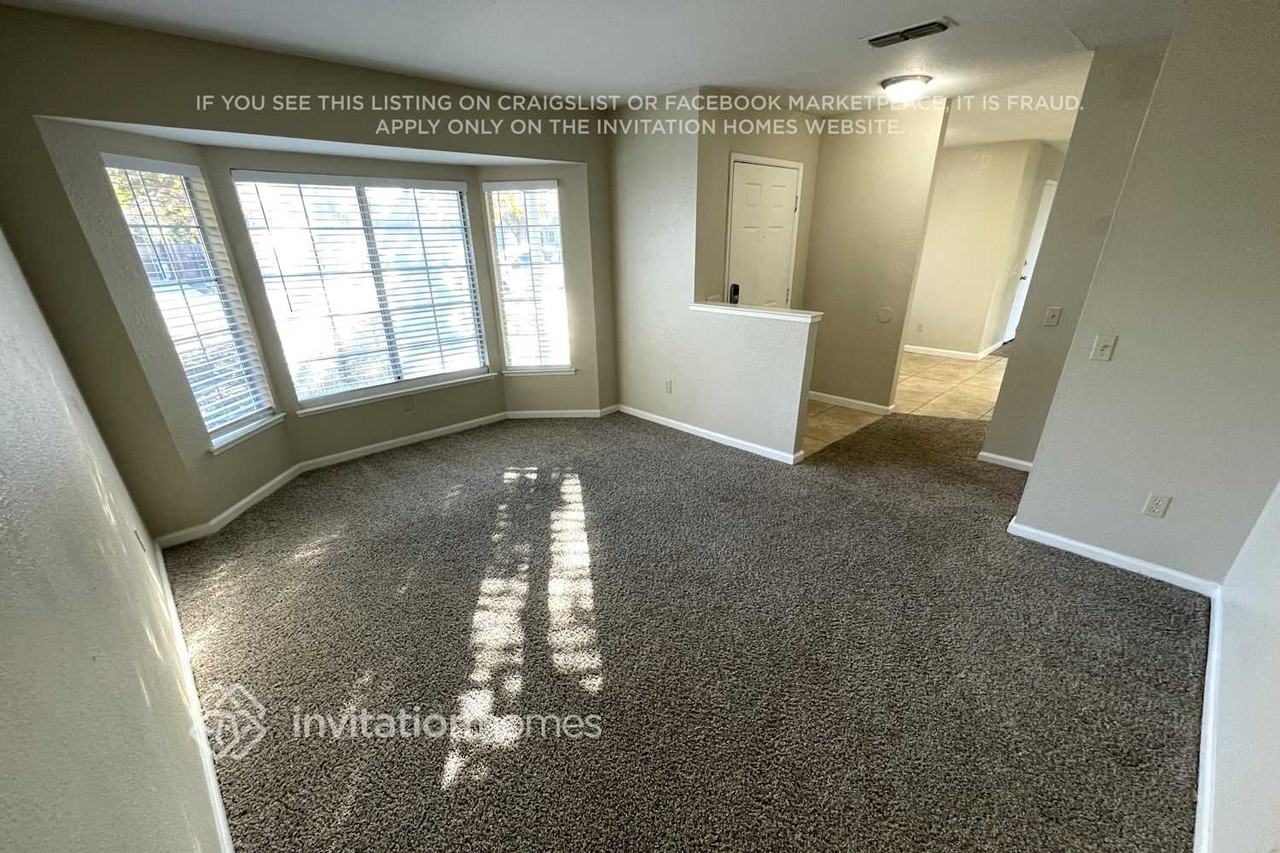 18 Dempster Ct - Photo 6 of 15