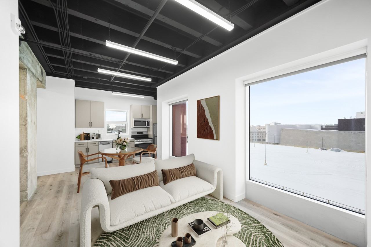 225 Vaughan Street - Photo 3 of 13