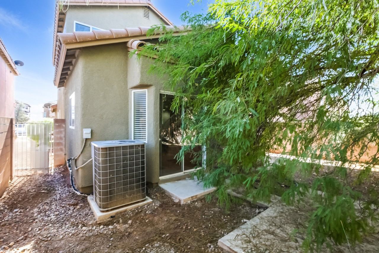 3776 Carisbrook Dr - Photo 7 of 12