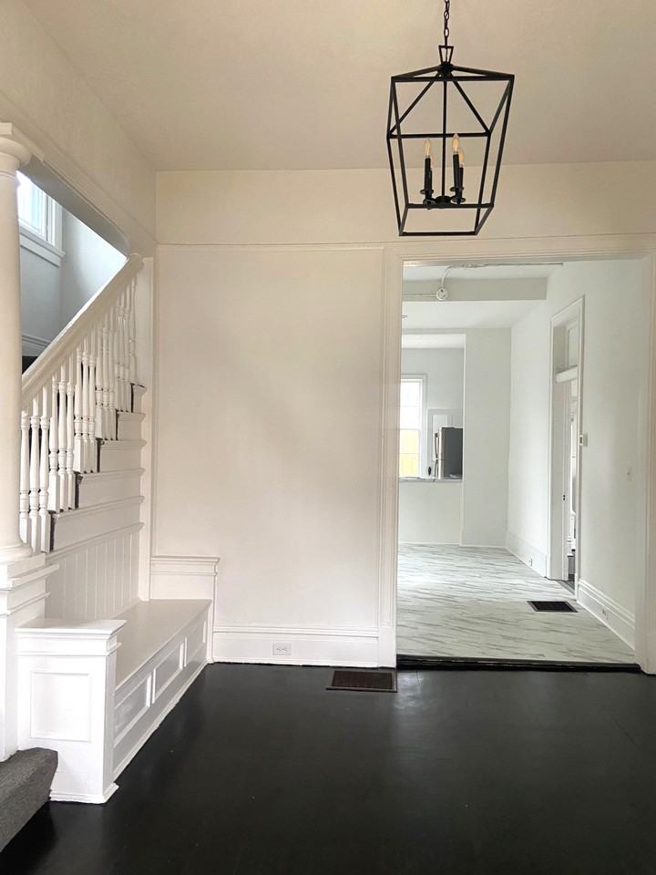 1716 14th Avenue South - Photo 3 of 23