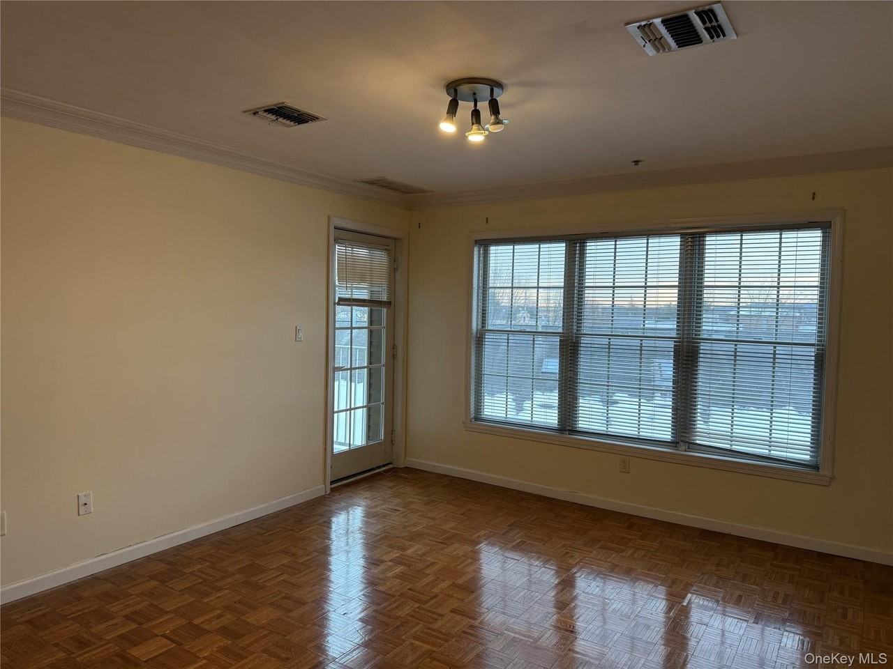 3 Cross St Unit 304 #304 - Photo 6 of 17