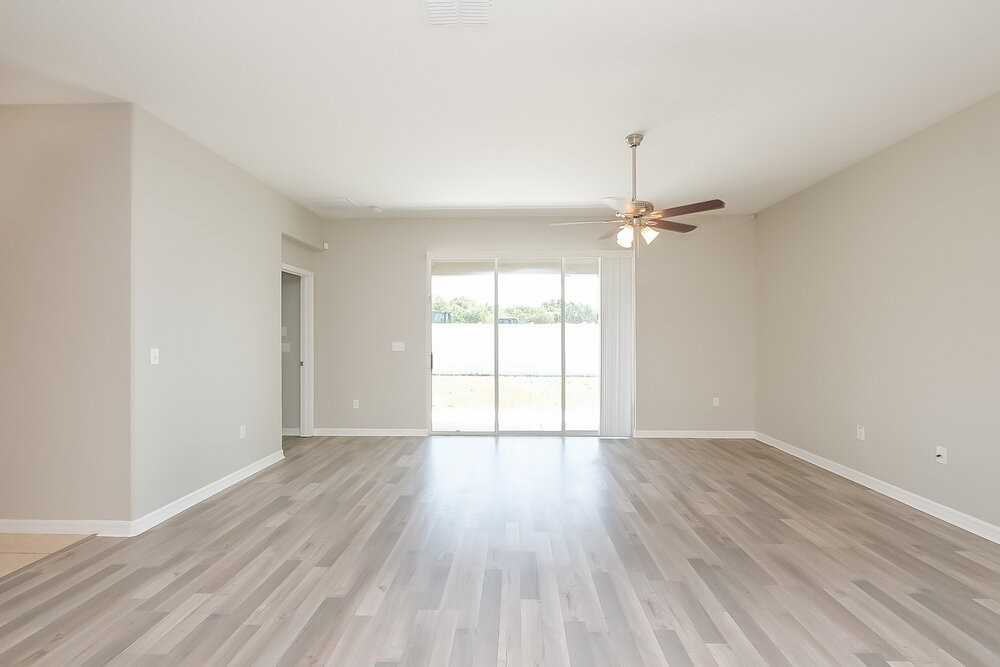 1309 Oak Pond St - Photo 3 of 16