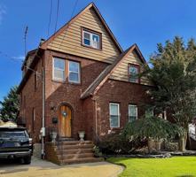 featured image of 111 Piccadilly Dwns