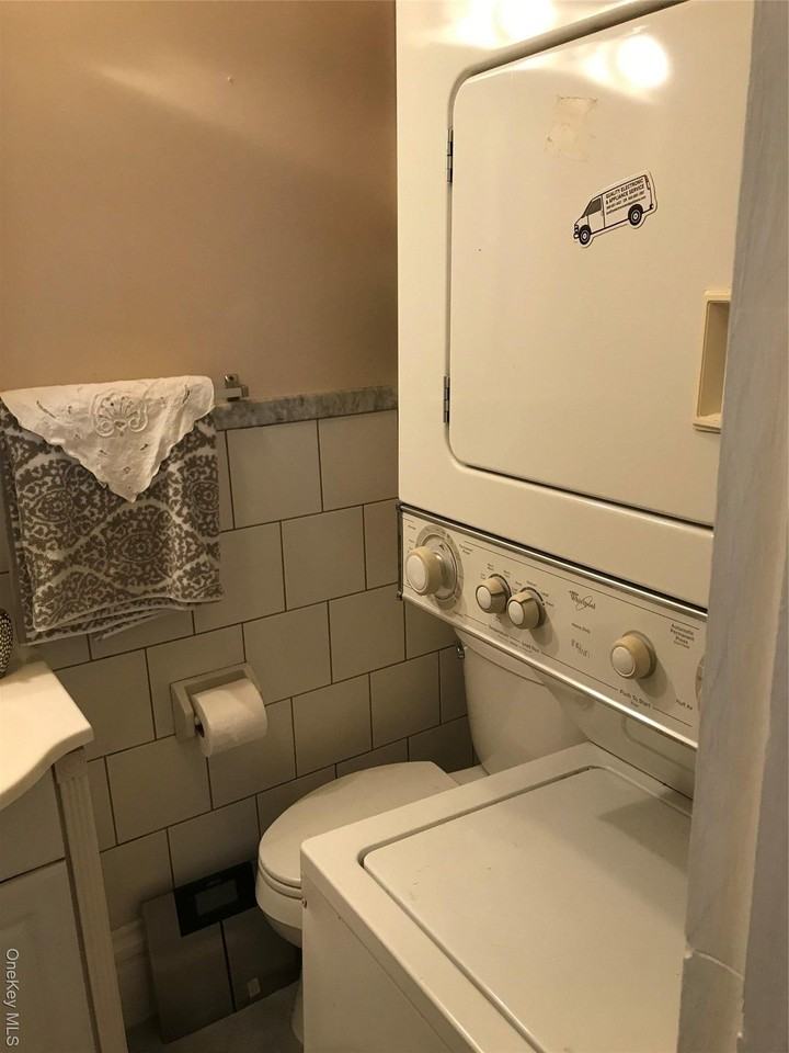 36 South St - Photo 7 of 9