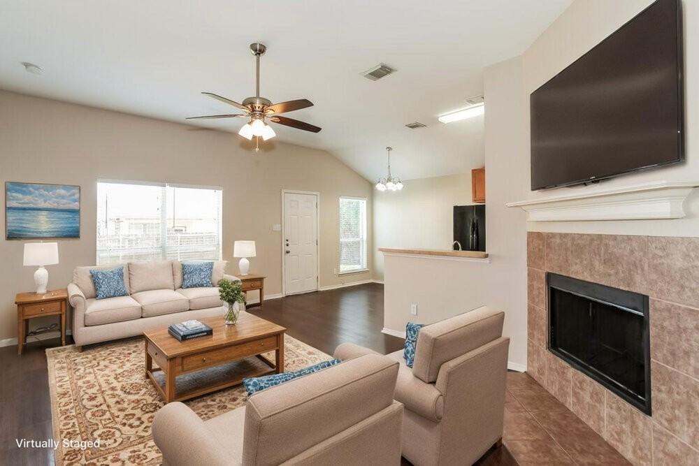 6552 Manitoba St - Photo 4 of 19