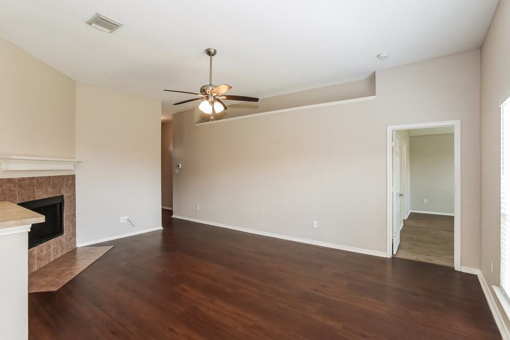 6552 Manitoba St - Photo 6 of 19