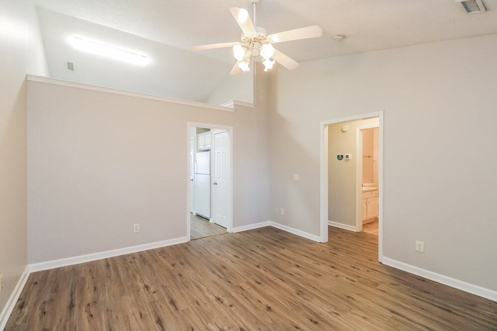 720 Dellwood Dr - Photo 5 of 19