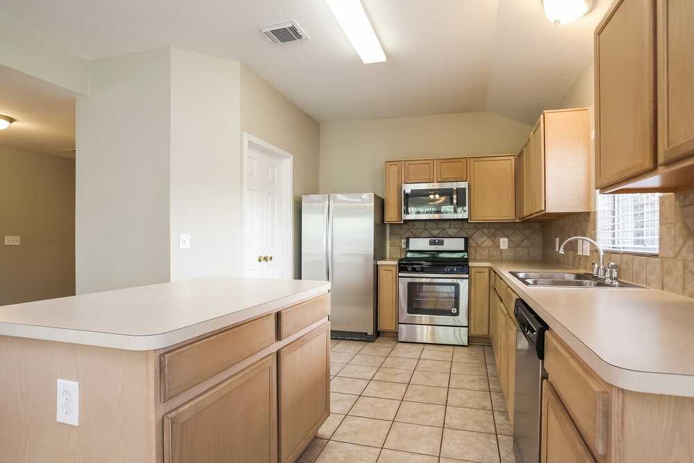 614 Cypresswood Trce - Photo 5 of 14