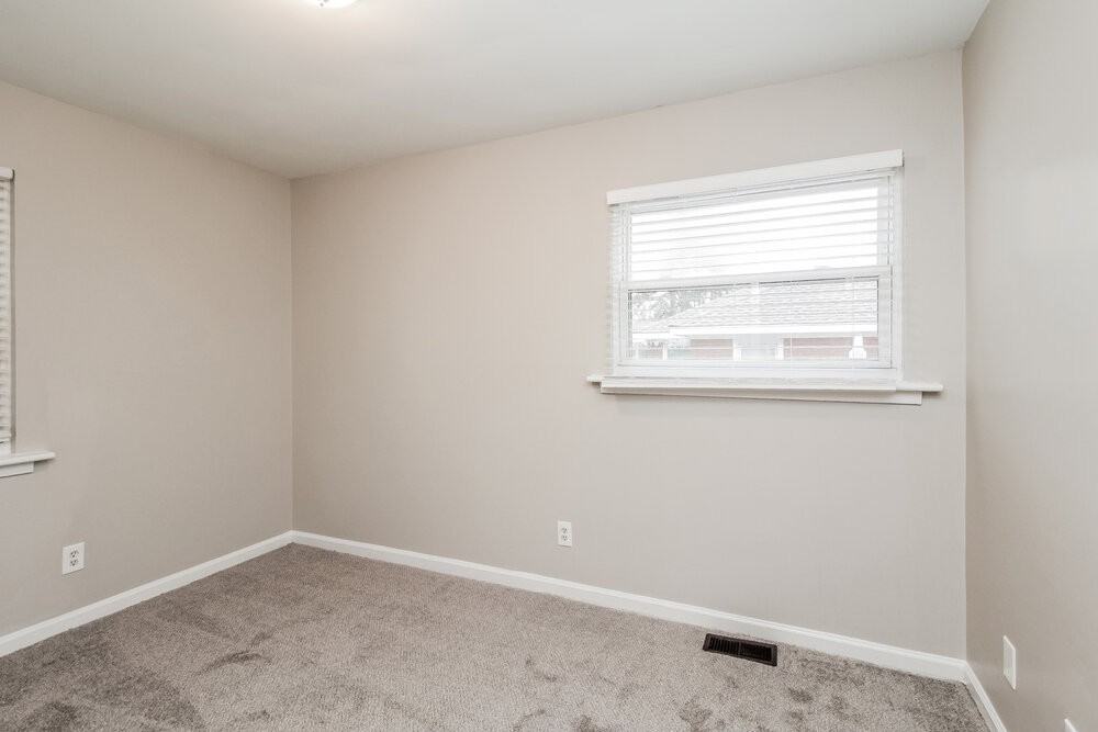 601 Kentbrook Dr - Photo 7 of 14