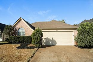 6954 Naples Dr - Photo 1 of 1