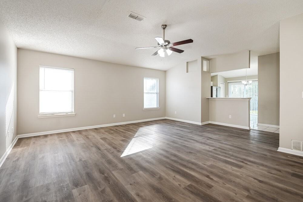 12358 Carriann Cove Trl S - Photo 4 of 19